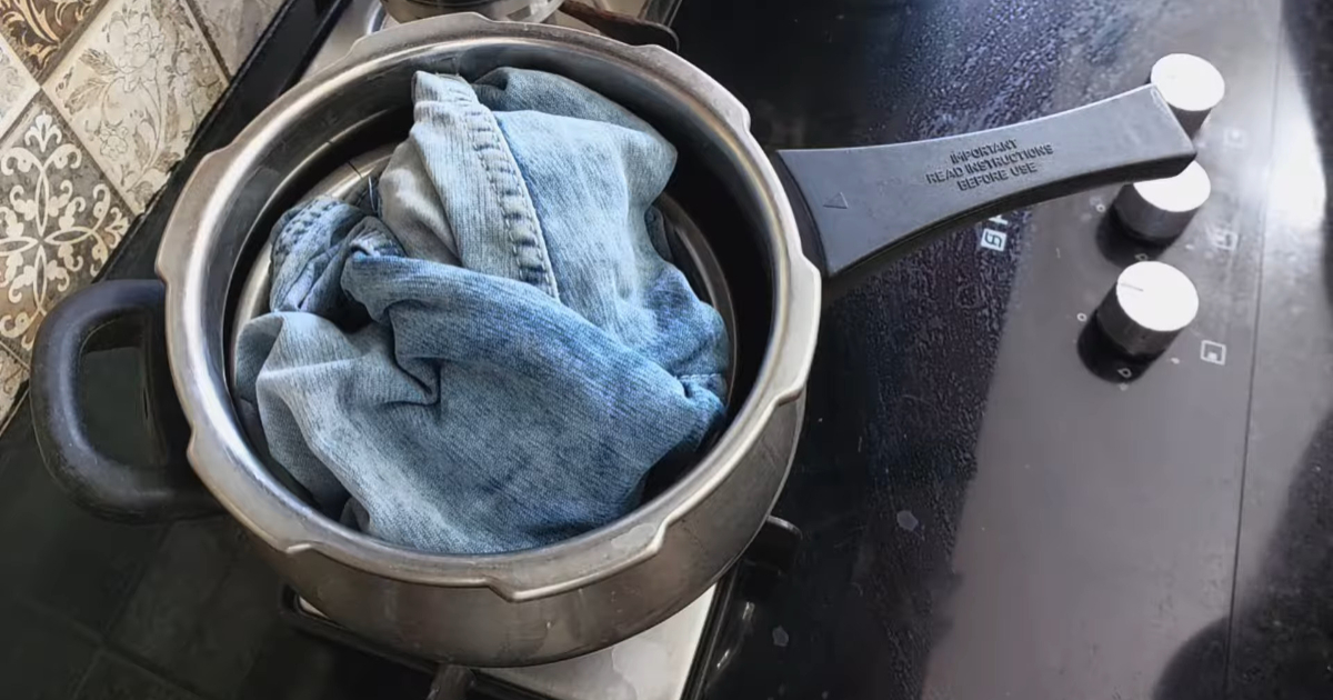 Easy Tip To Dry Cloths In Rainy Season