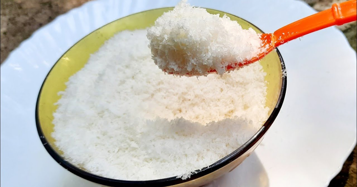 Homemade Desiccated Coconut