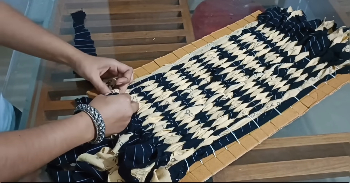 Making Doormat Using Waste Cloths