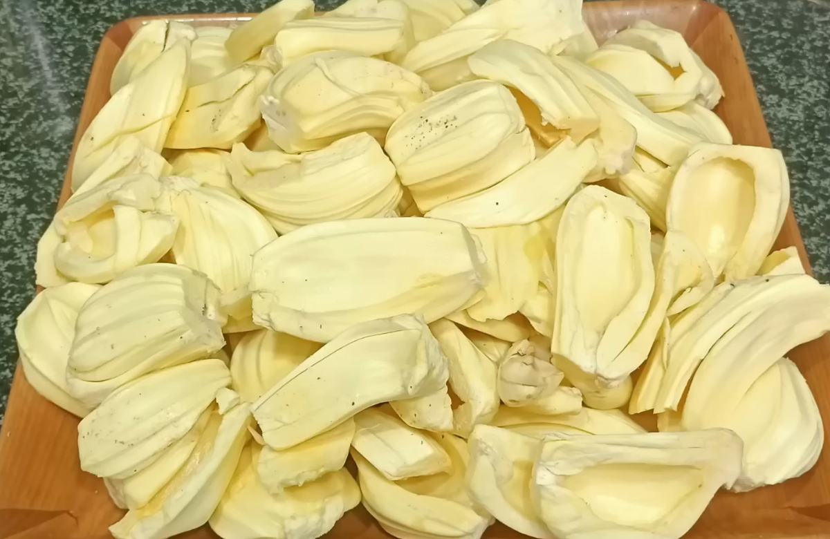 Raw Jackfruit and Mango Presevation 